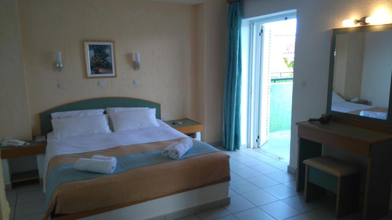 Porto Skala Village Hotel Skala (Kefalonia) ภายนอก รูปภาพ